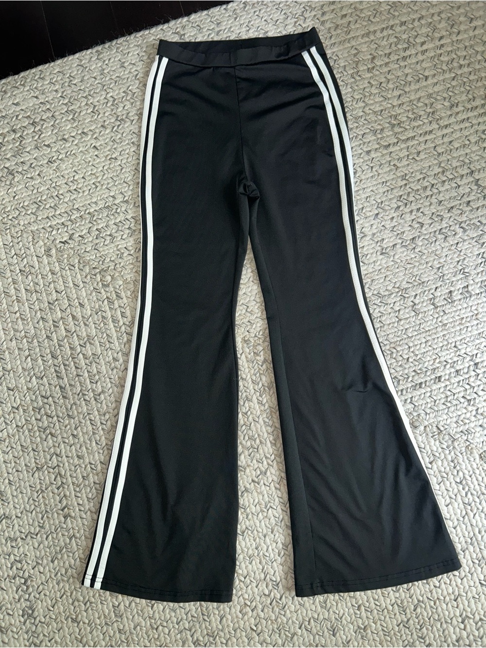 SHEIN Black Women Flared leggings with White Side Stripes